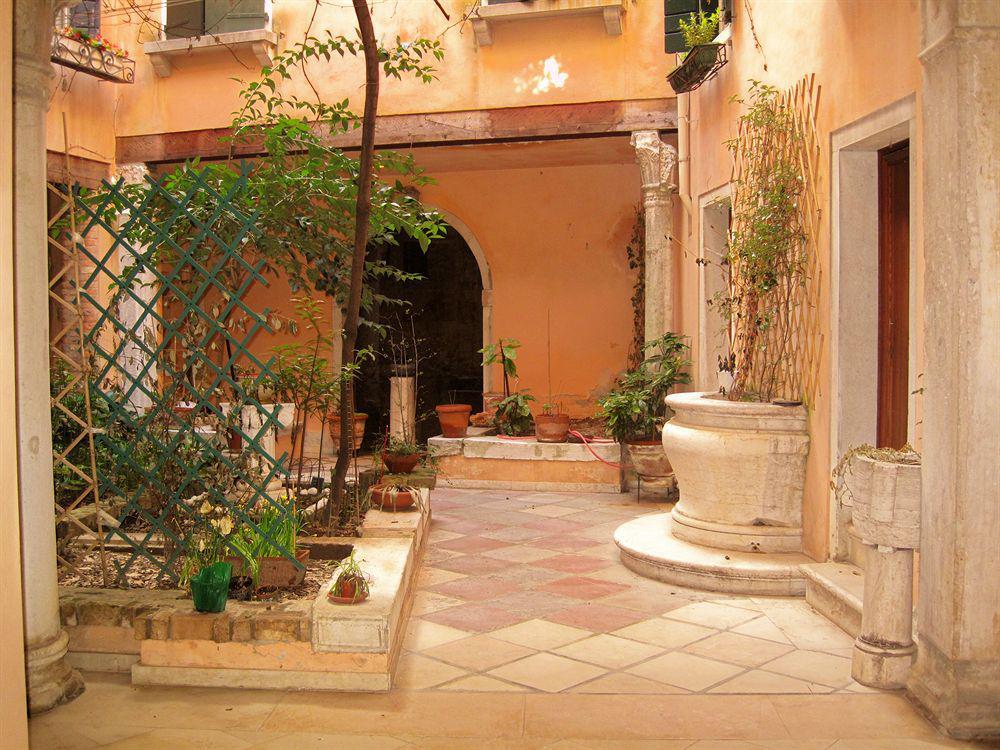 ונציה Appartamenti San Luca מראה חיצוני תמונה